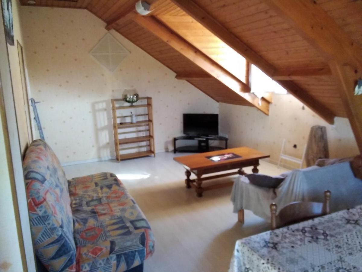 Appartement Calme En Pleine Campagne Malaussanne ภายนอก รูปภาพ